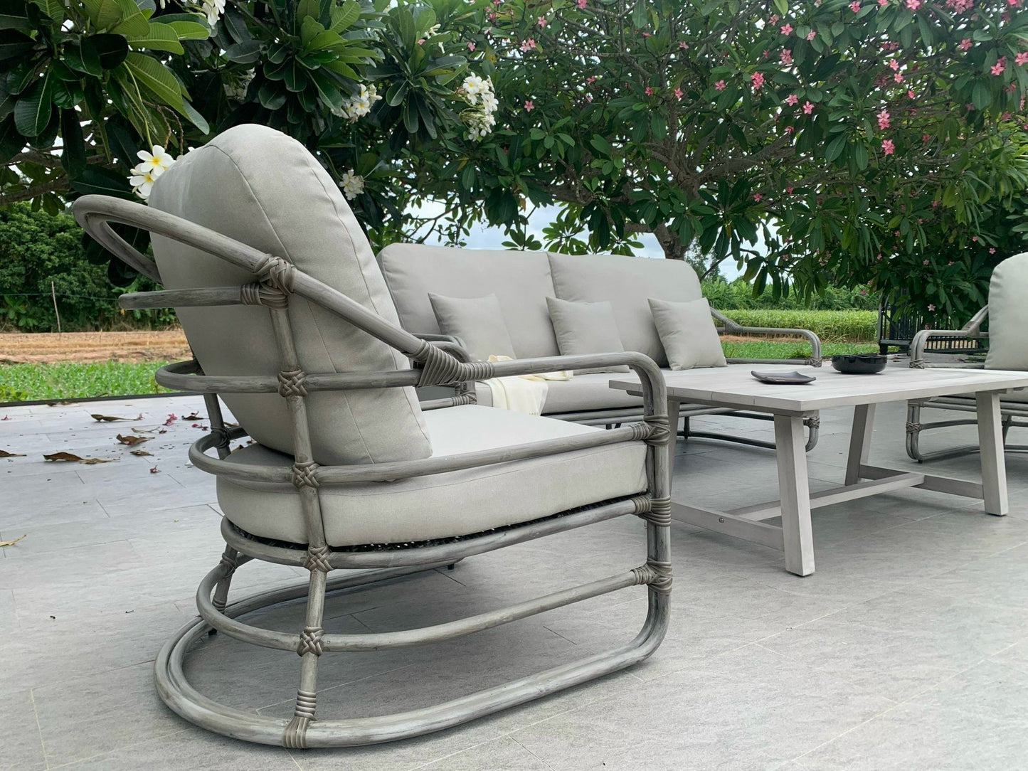 Panama Jack Dove 4-Piece Seating Set